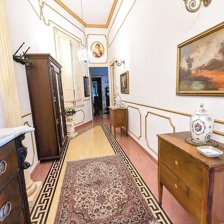 Royal Bed and Breakfast